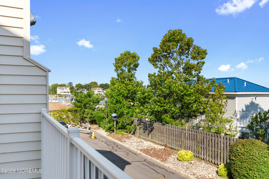 580 Patten Avenue - Photo 34
