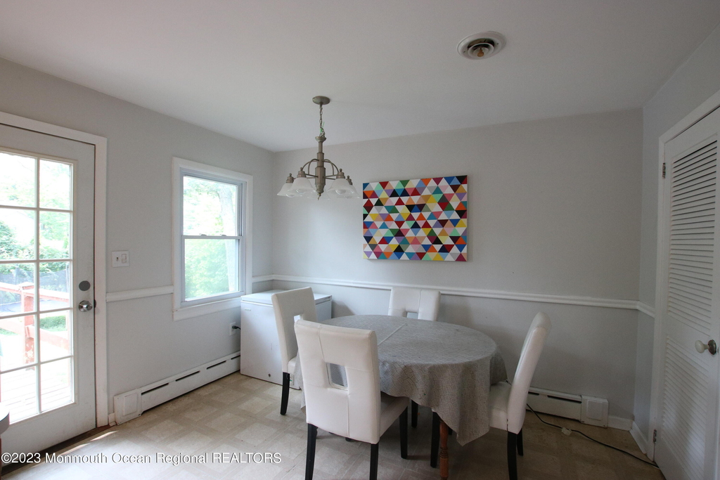 450 Redmond Avenue - Photo 6
