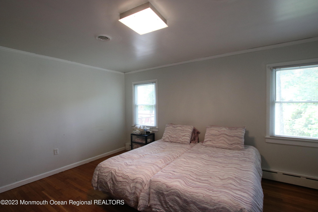450 Redmond Avenue - Photo 8