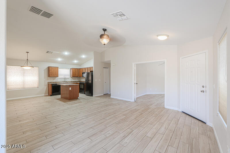 41740 W Sunland Drive - Photo 6