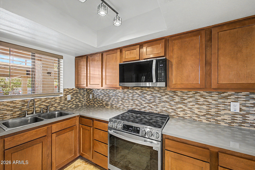 709 S Power Road - Photo 10