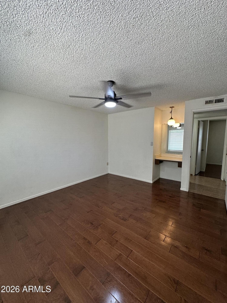 5653 W Hatcher Road - Photo 12