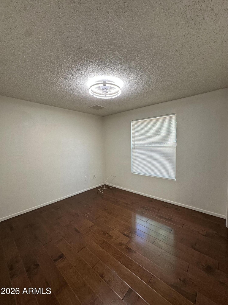 5653 W Hatcher Road - Photo 8