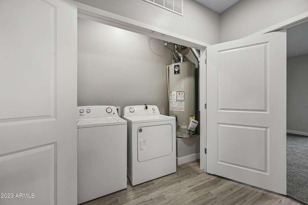1023 W 5th Street - Photo 29
