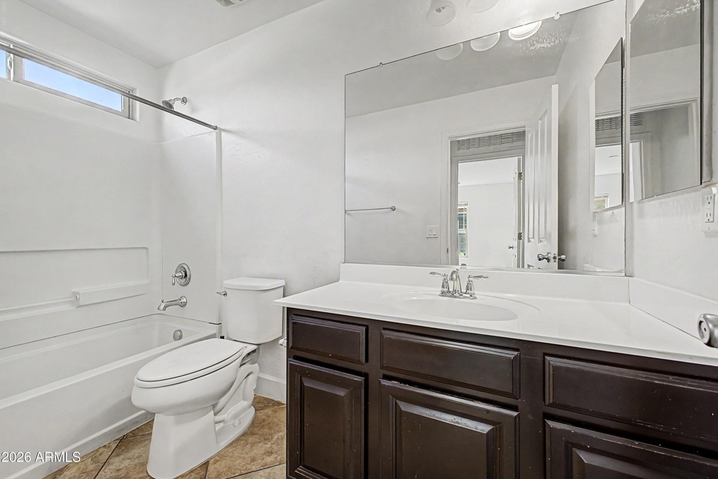 16332 W Moreland Street - Photo 25