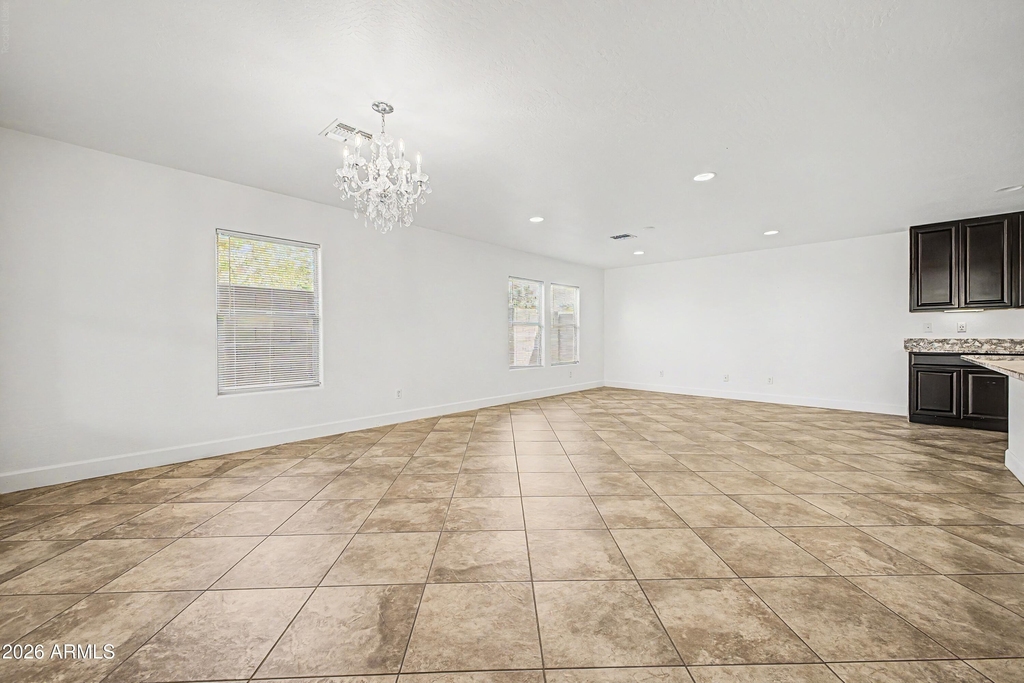 16332 W Moreland Street - Photo 2
