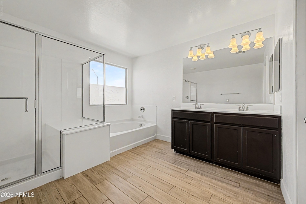 16332 W Moreland Street - Photo 14