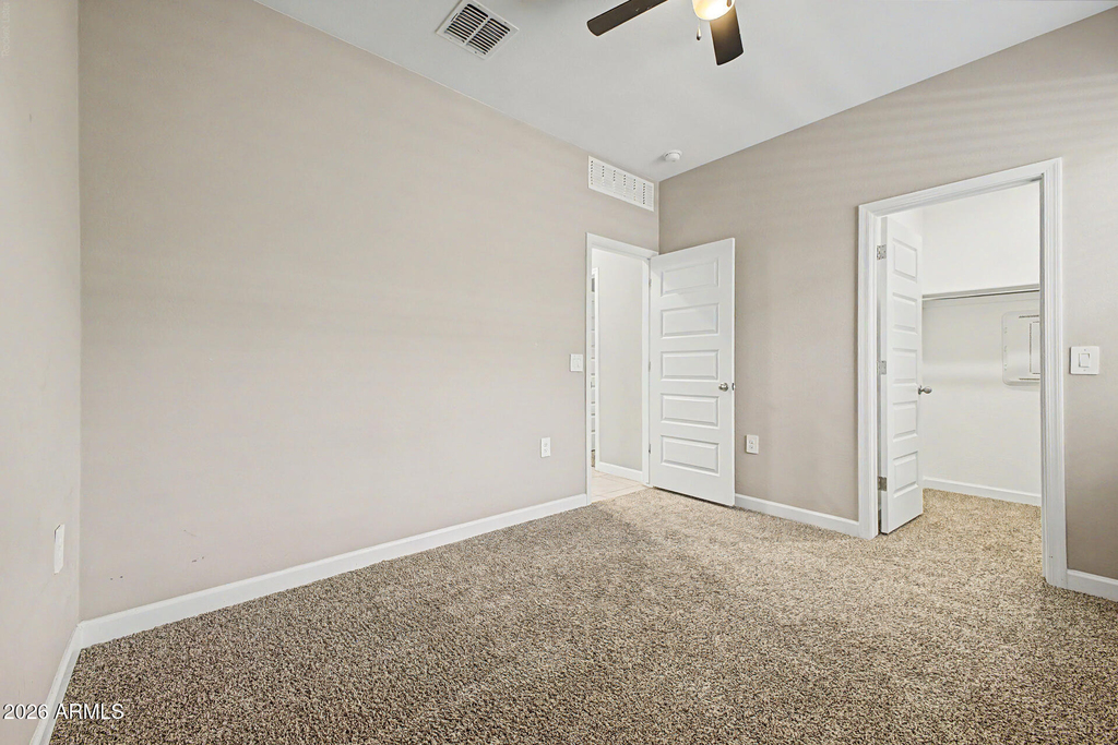 24056 W Watkins Street - Photo 17