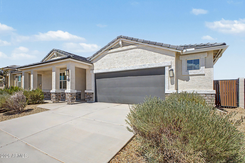 24056 W Watkins Street - Photo 33