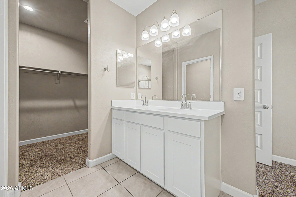 24056 W Watkins Street - Photo 14