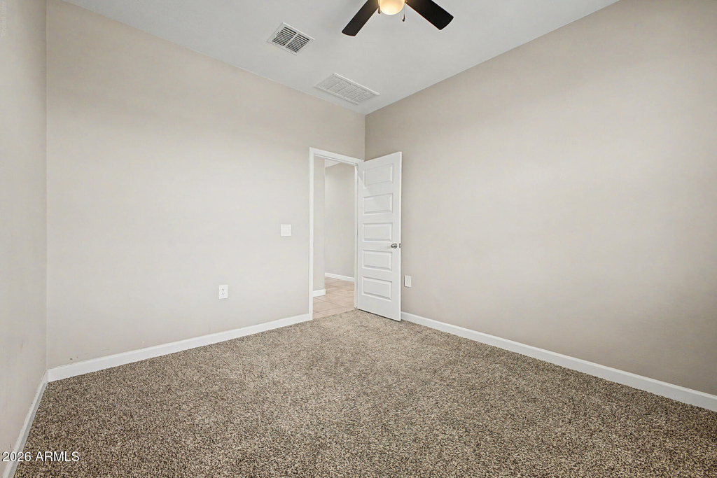 24056 W Watkins Street - Photo 21