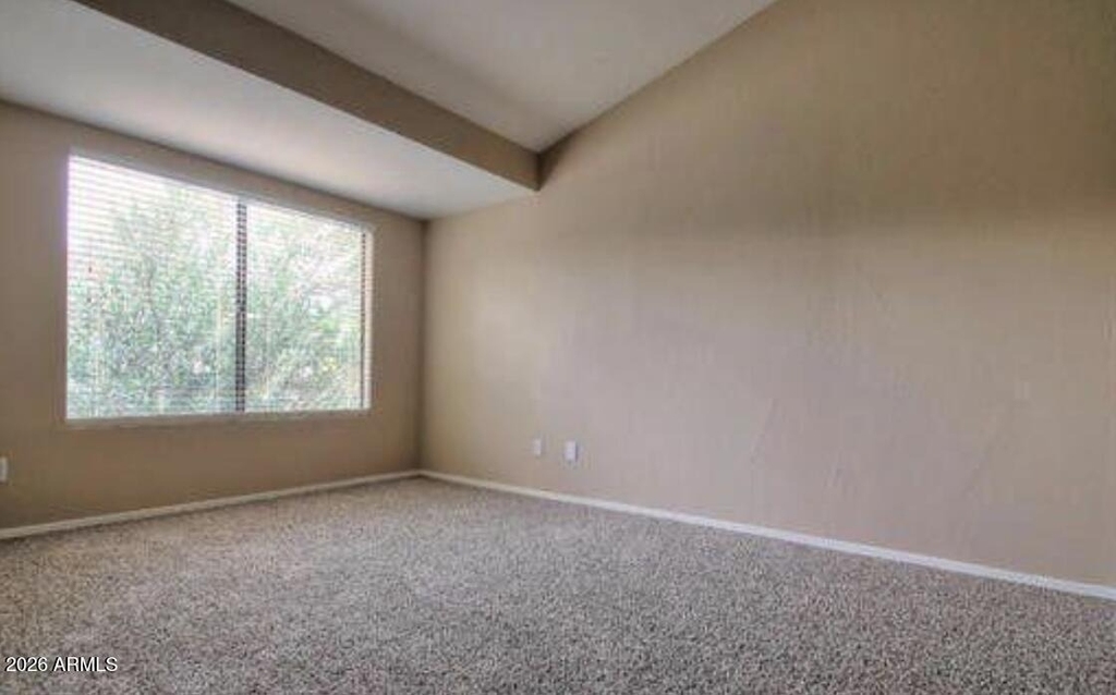 500 N Roosevelt Avenue - Photo 9