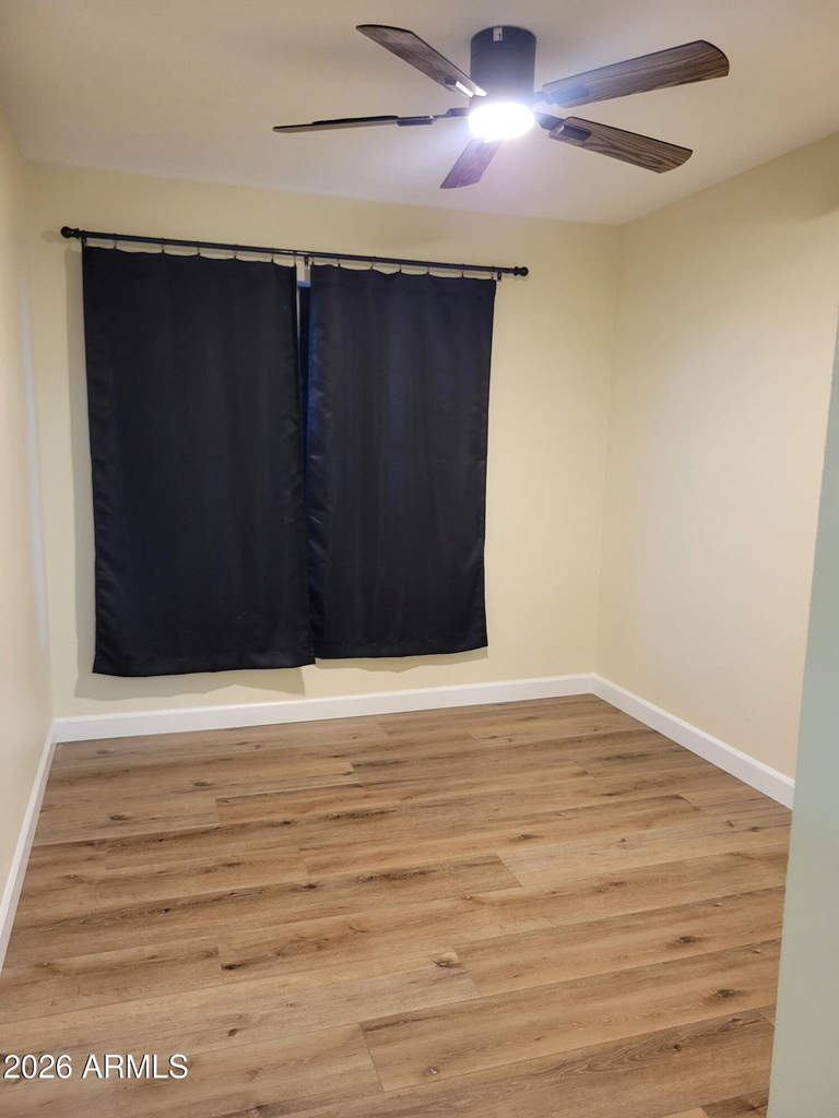 8888 N 47th Avenue - Photo 8