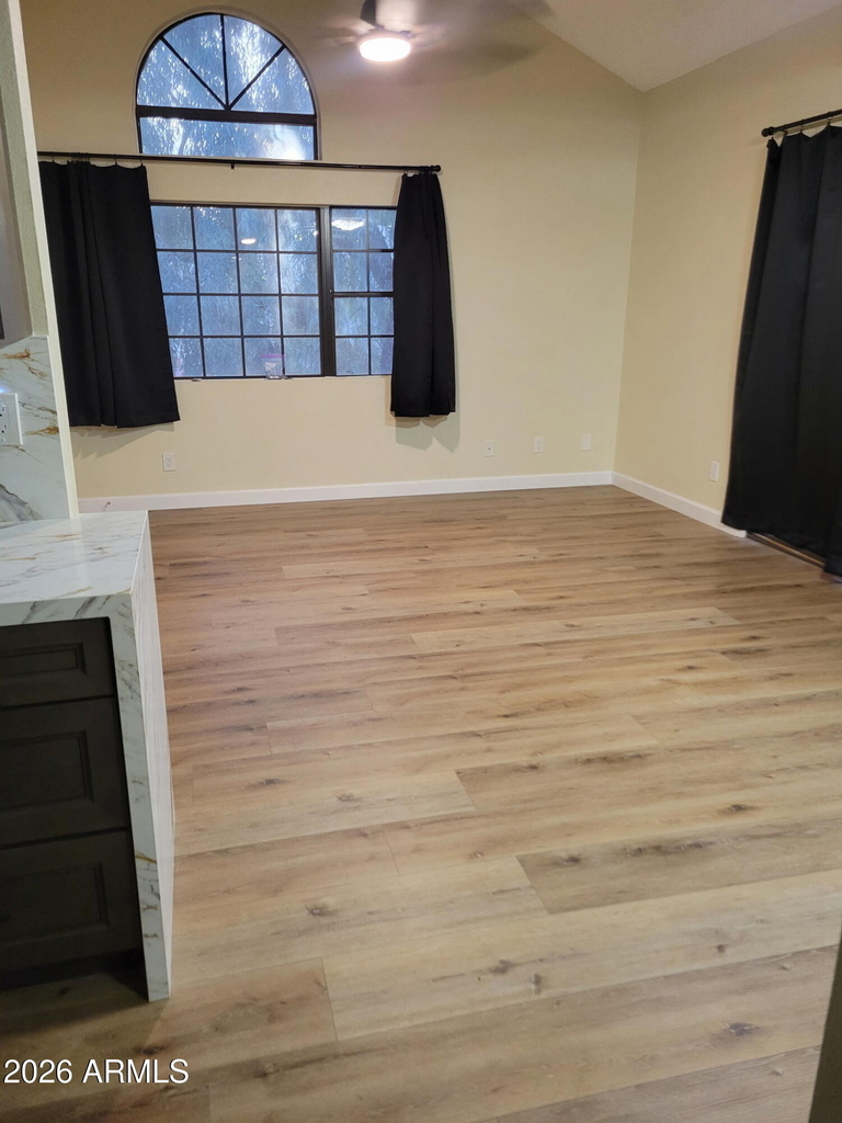 8888 N 47th Avenue - Photo 4