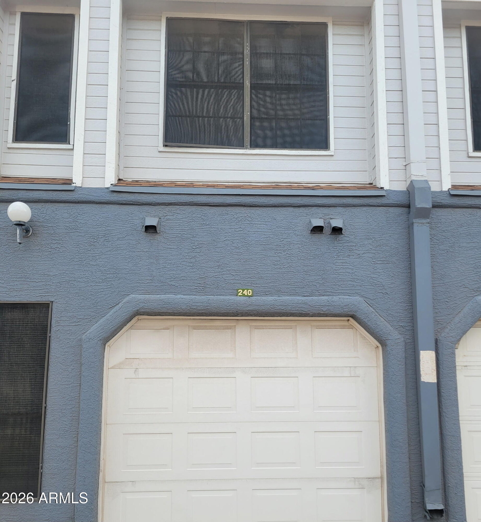 8888 N 47th Avenue - Photo 0