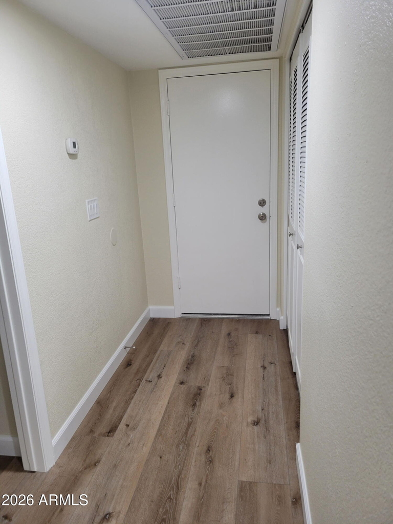 8888 N 47th Avenue - Photo 7