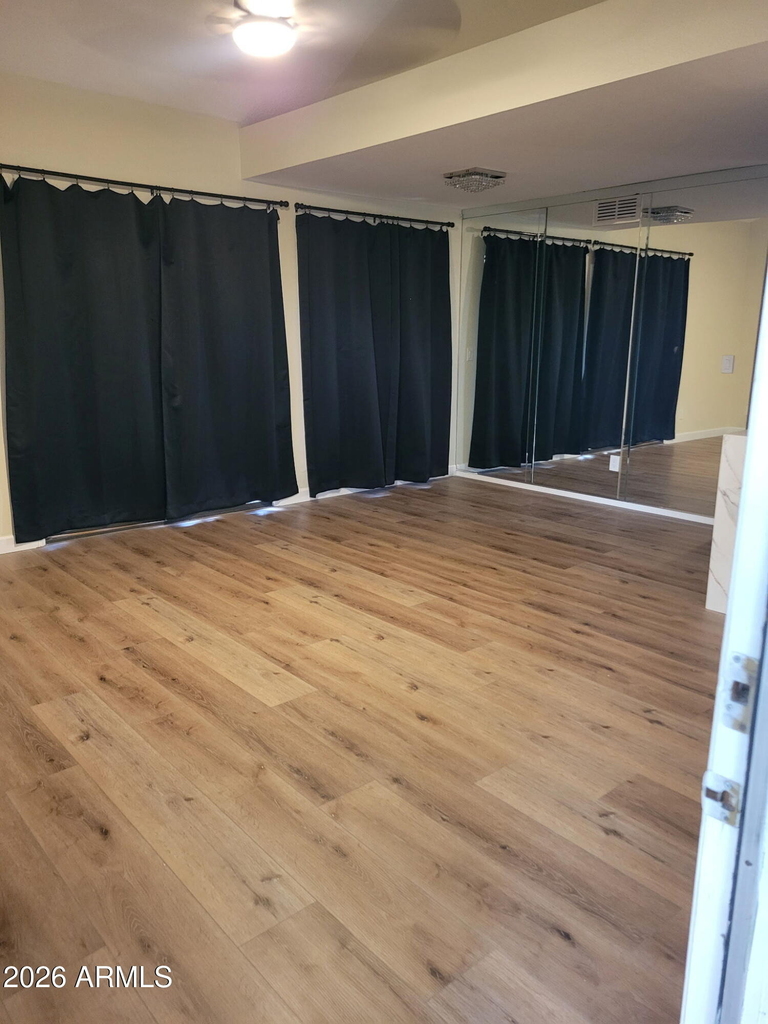 8888 N 47th Avenue - Photo 3