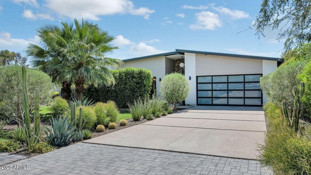 75 E Griswold Road - Photo 0