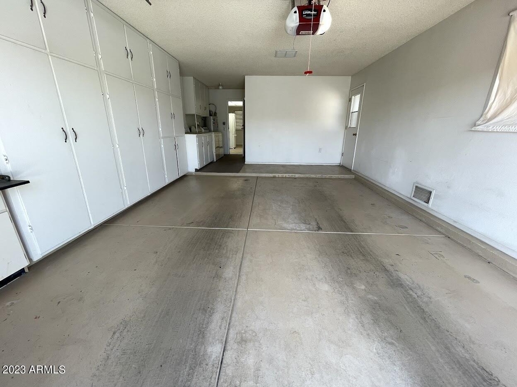 16810 N Boswell Boulevard - Photo 24