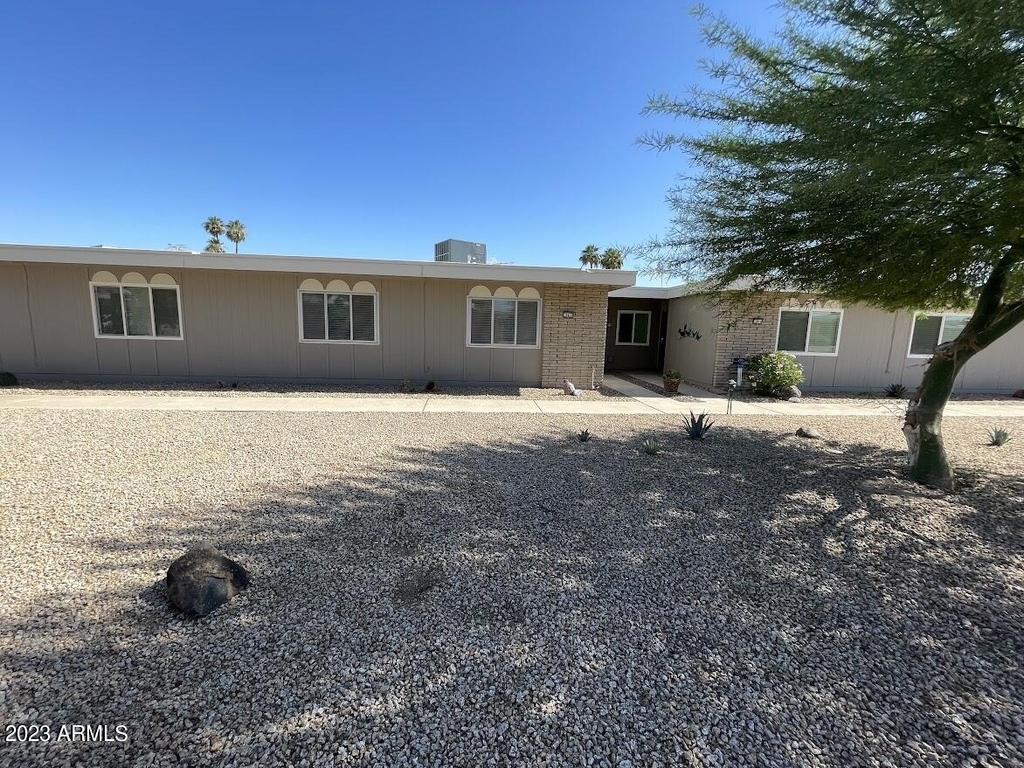16810 N Boswell Boulevard - Photo 0
