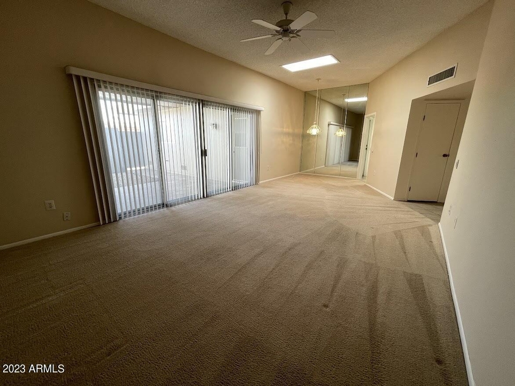 16810 N Boswell Boulevard - Photo 14