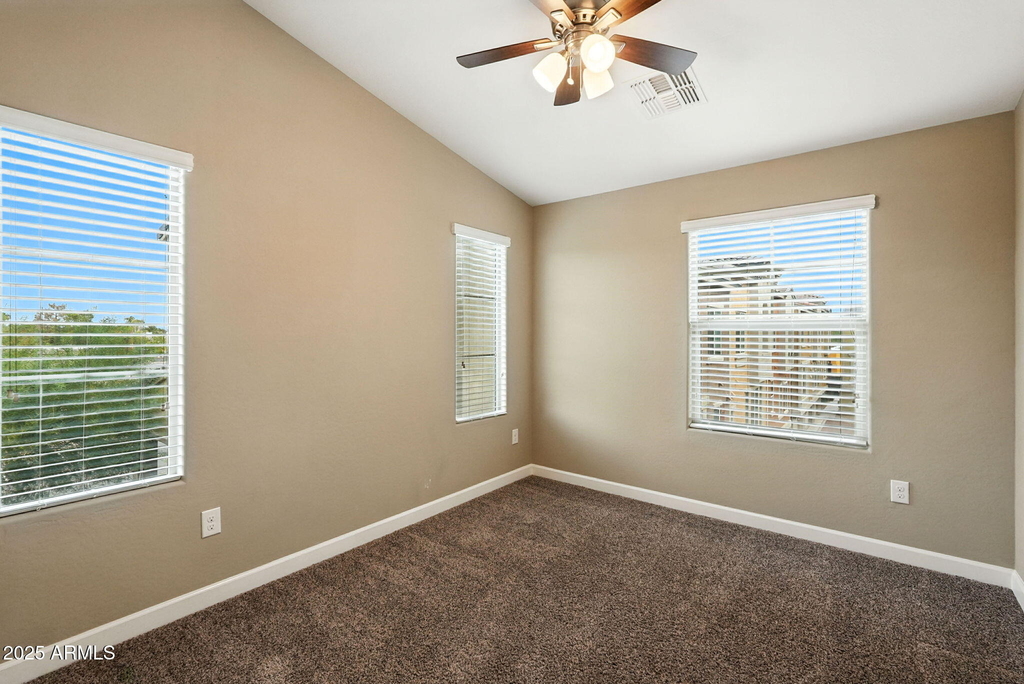 240 W Juniper Avenue - Photo 15