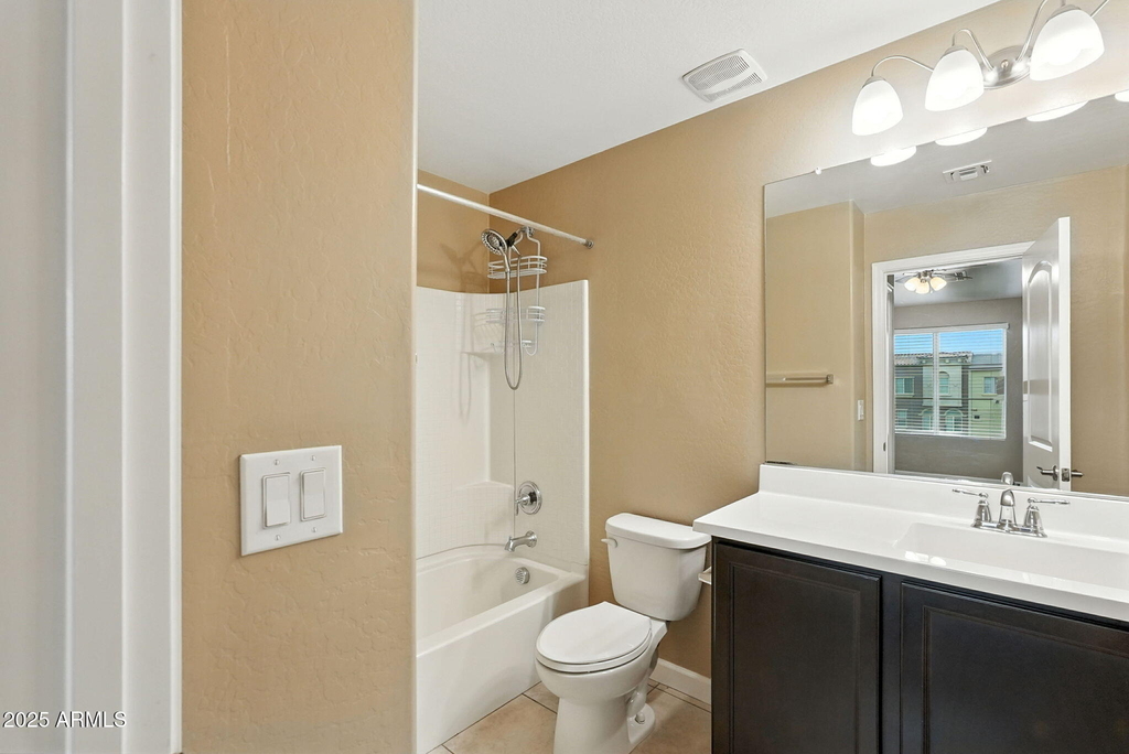 240 W Juniper Avenue - Photo 23