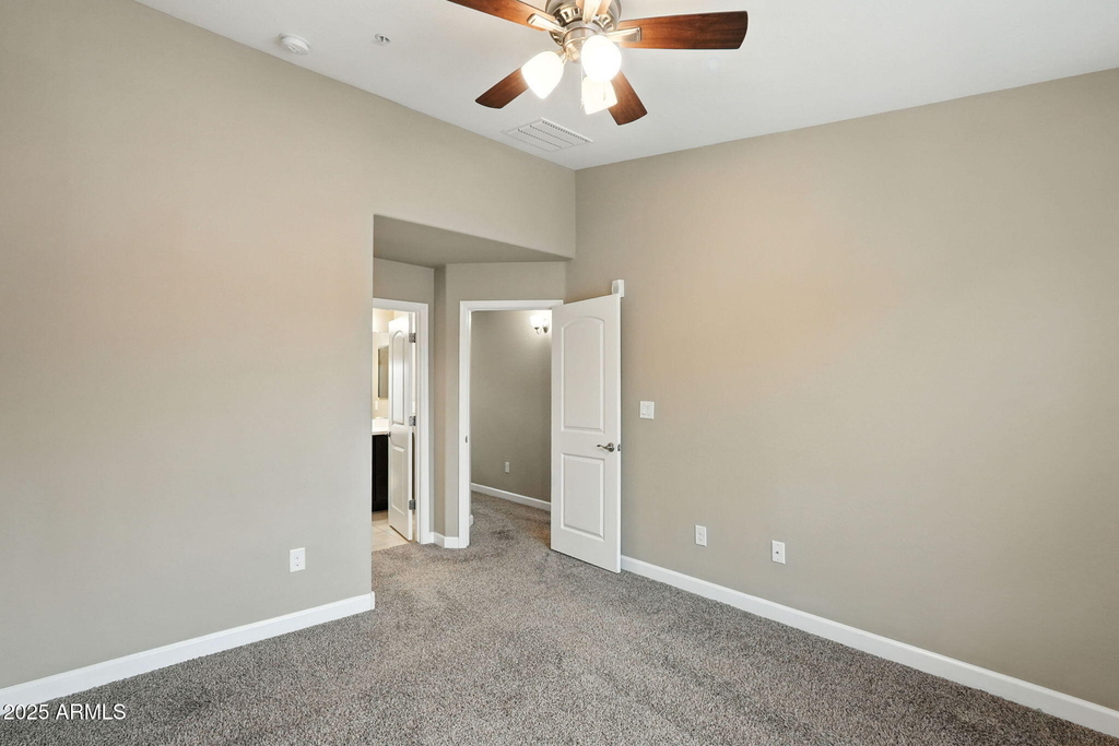 240 W Juniper Avenue - Photo 21