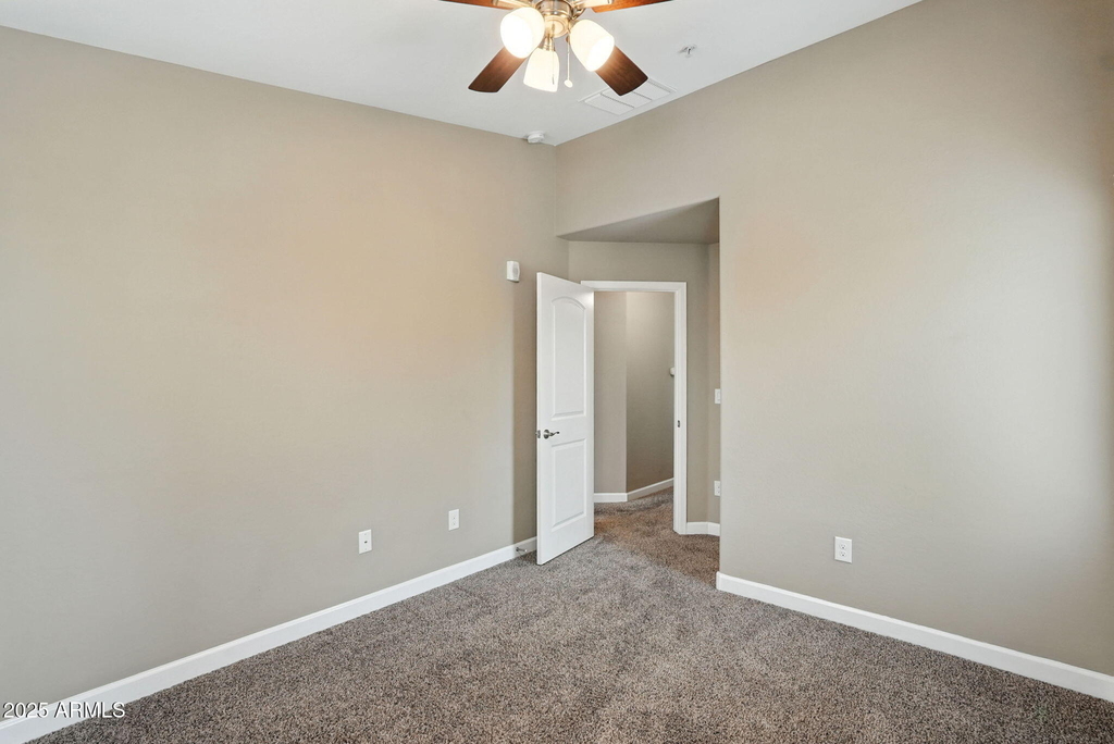 240 W Juniper Avenue - Photo 16