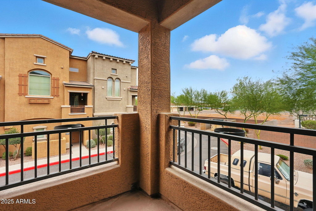240 W Juniper Avenue - Photo 26