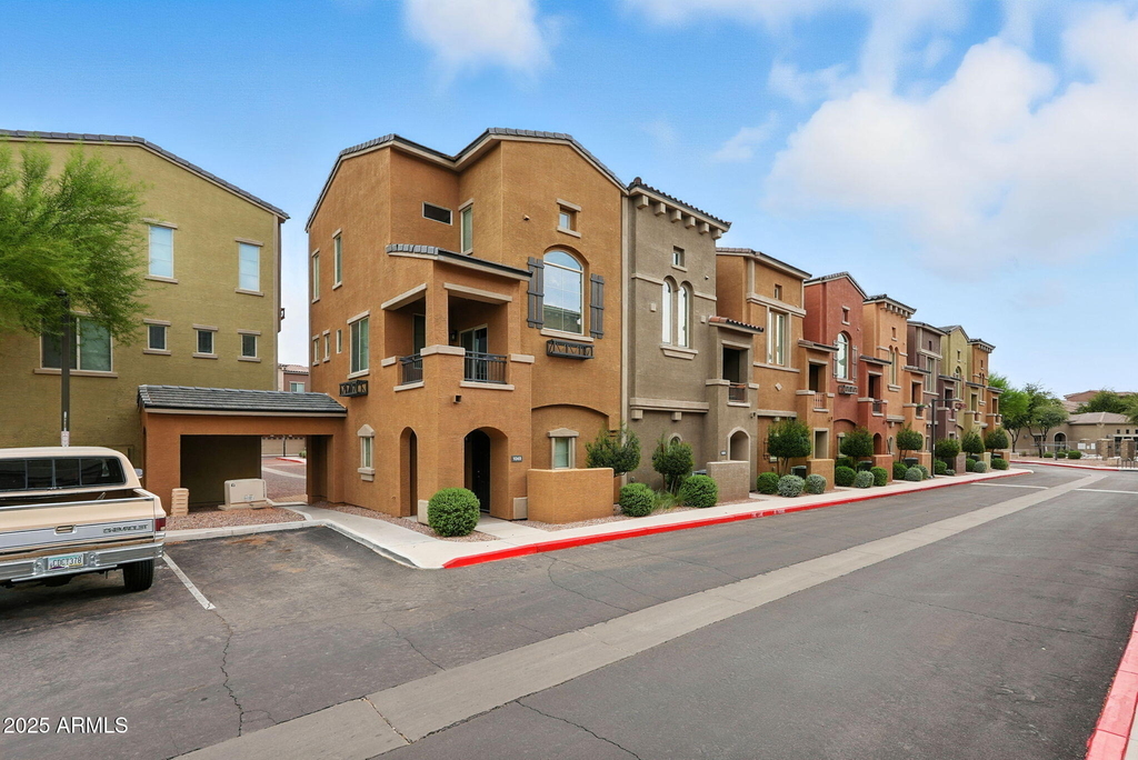240 W Juniper Avenue - Photo 34