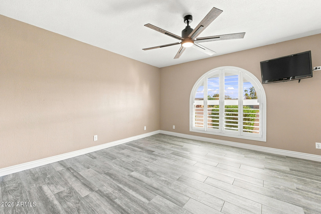 10720 E Clinton Street - Photo 9