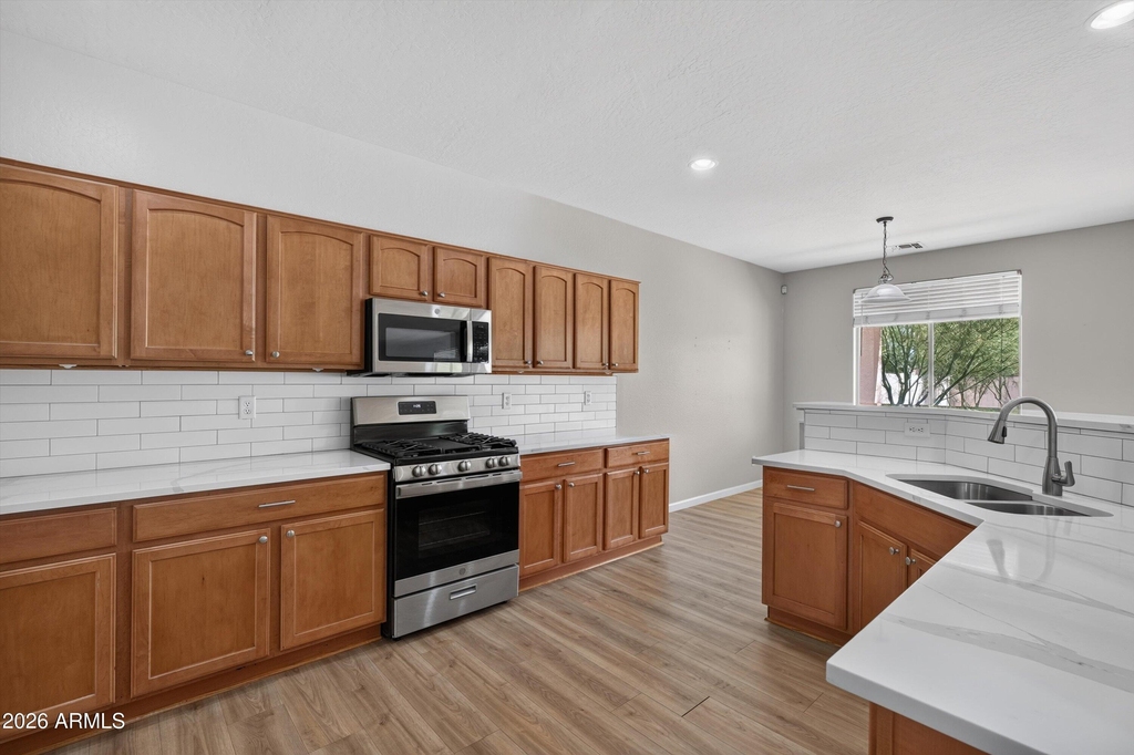 14459 N 135th Drive - Photo 10