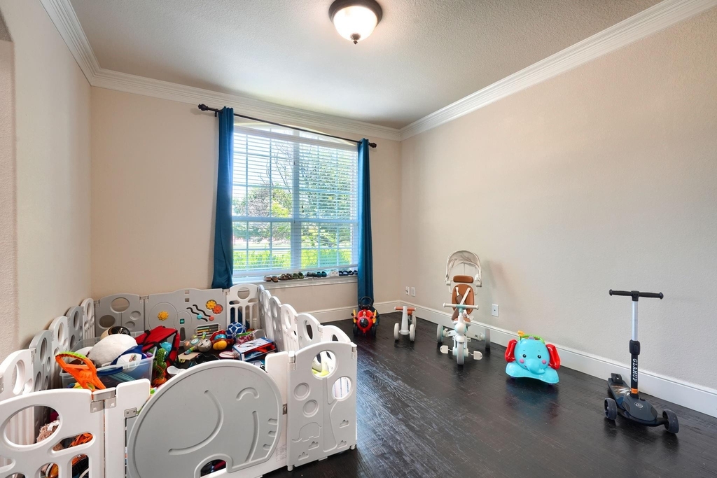 10510 Toffenham Drive - Photo 5