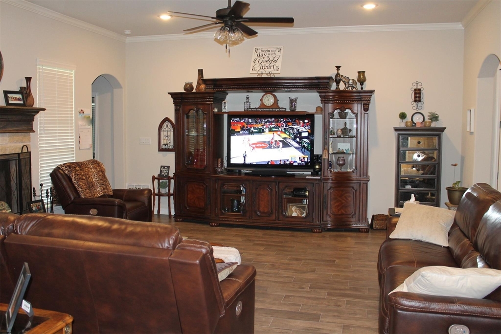 4011 Gallivant Drive - Photo 7