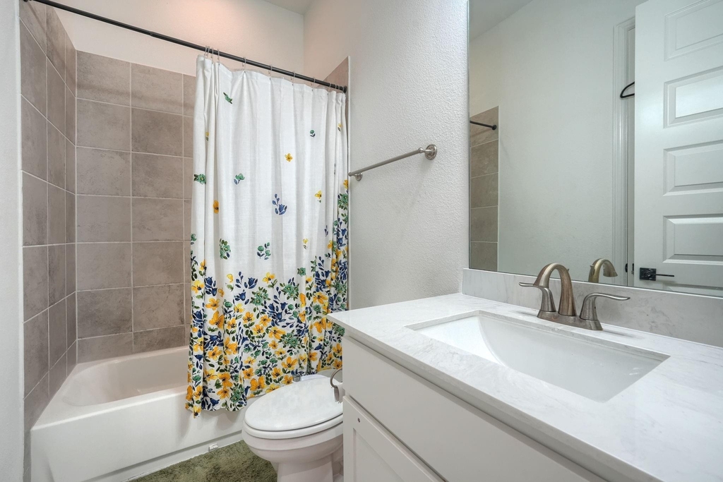 2532 Blackpool Court - Photo 17