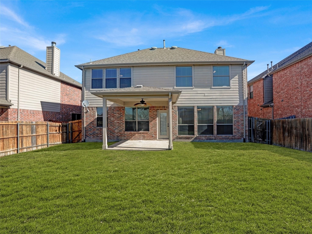 325 Highland Creek Drive - Photo 33