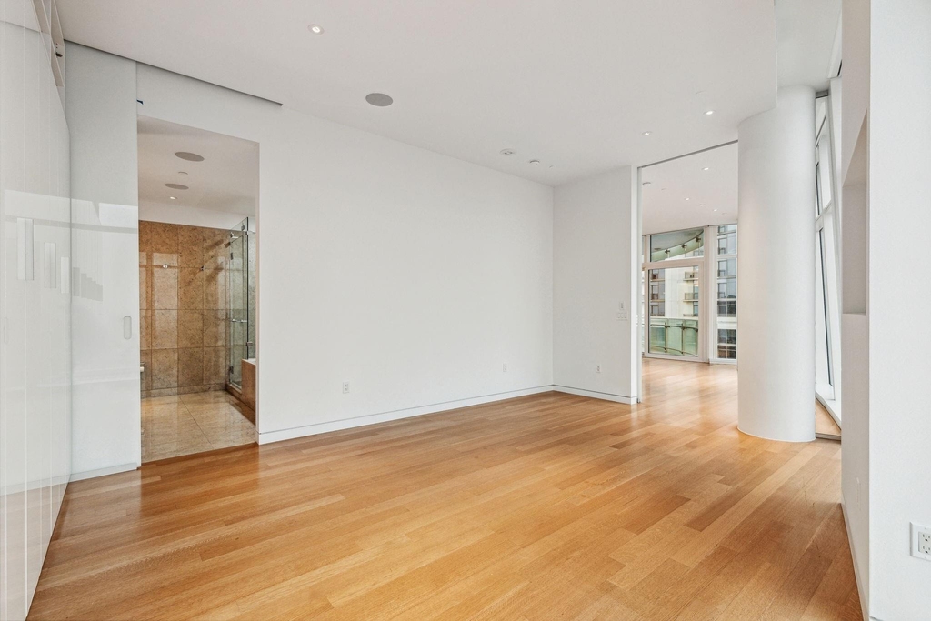 1918 Olive Street - Photo 14