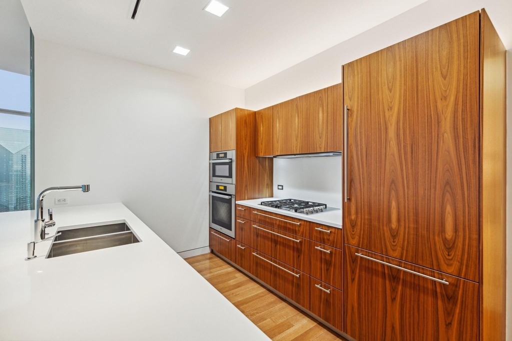 1918 Olive Street - Photo 6