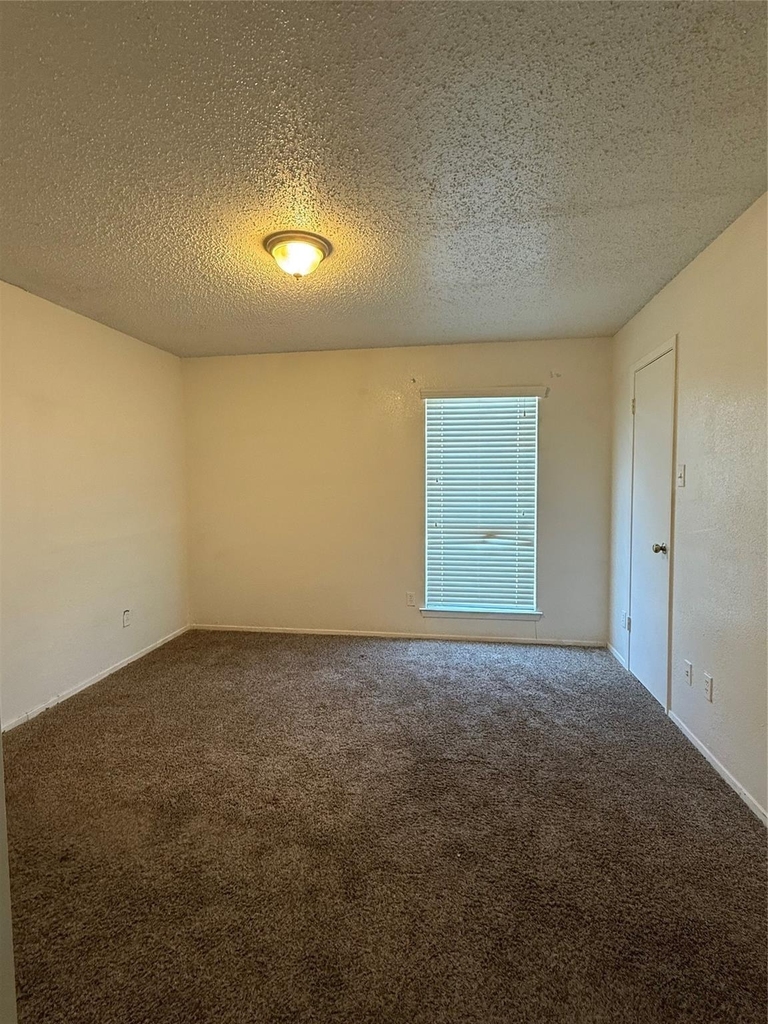 12480 Abrams Road - Photo 7