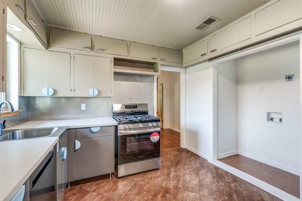 9347 Angora Street - Photo 12