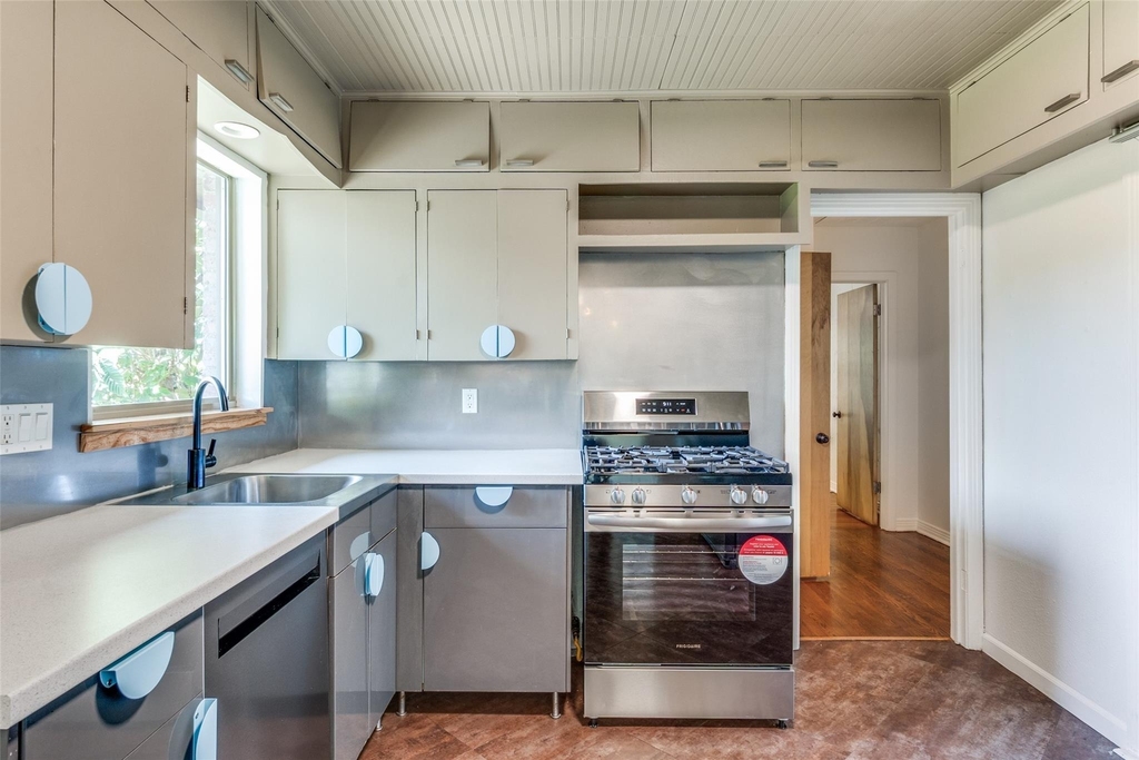 9347 Angora Street - Photo 10