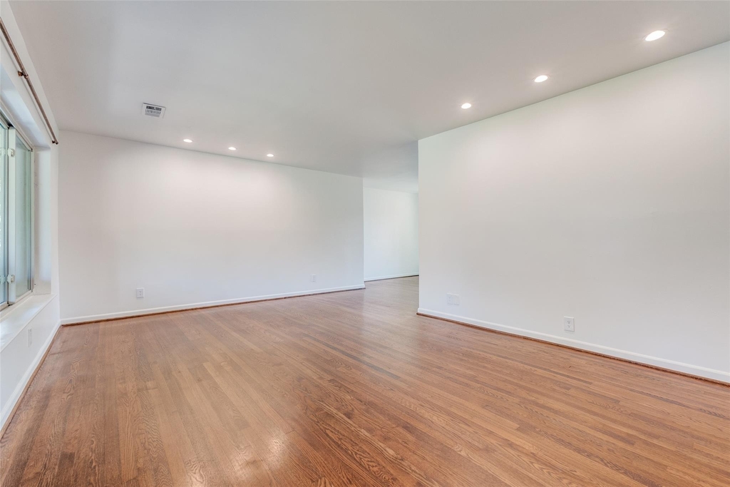 9347 Angora Street - Photo 6