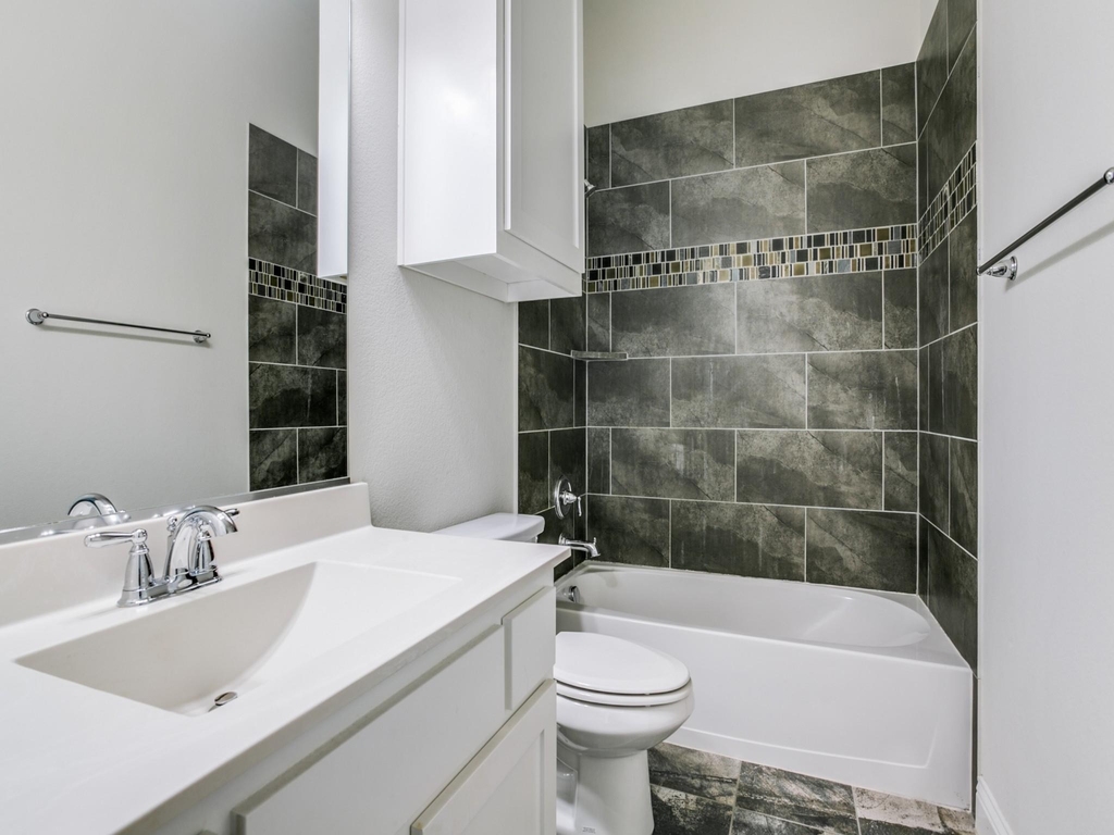 2215 Yorktown Drive - Photo 21