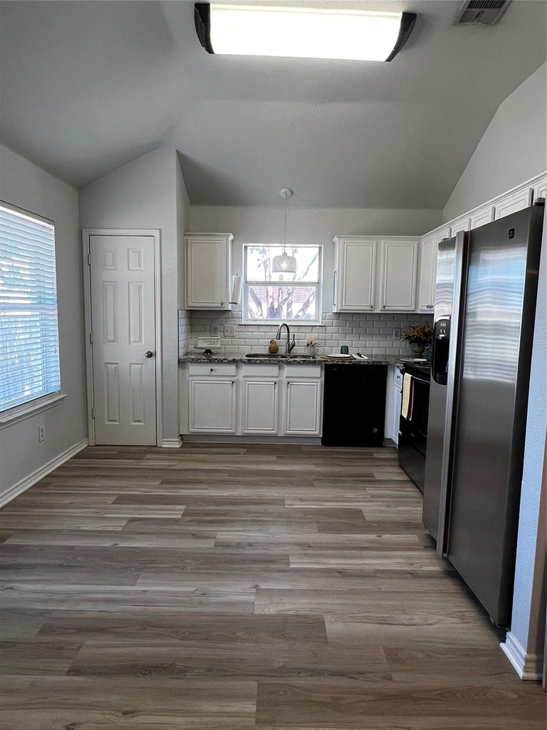 1309 Indian Wells Trail - Photo 4