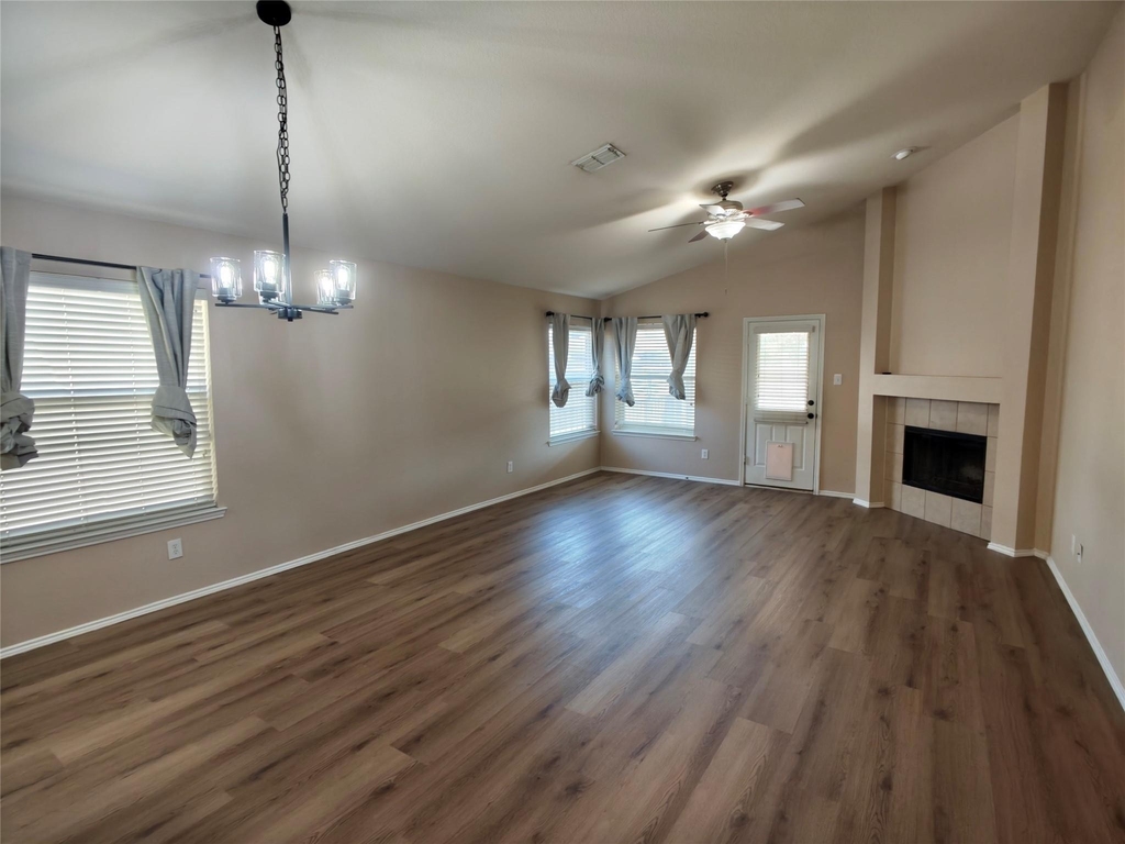 1304 Hansberry Drive - Photo 10