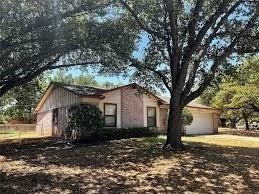5001 Cummings Drive - Photo 1