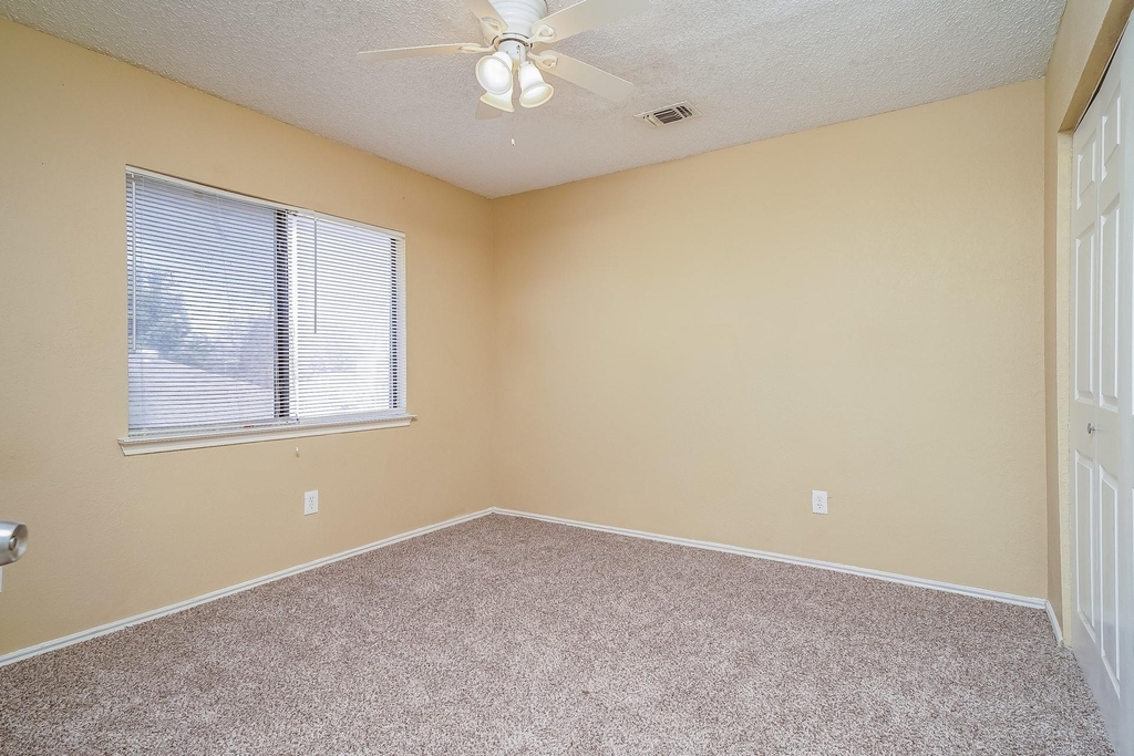 3934 Cochise Drive - Photo 9