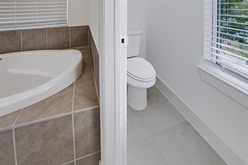2836 Epping Way - Photo 33