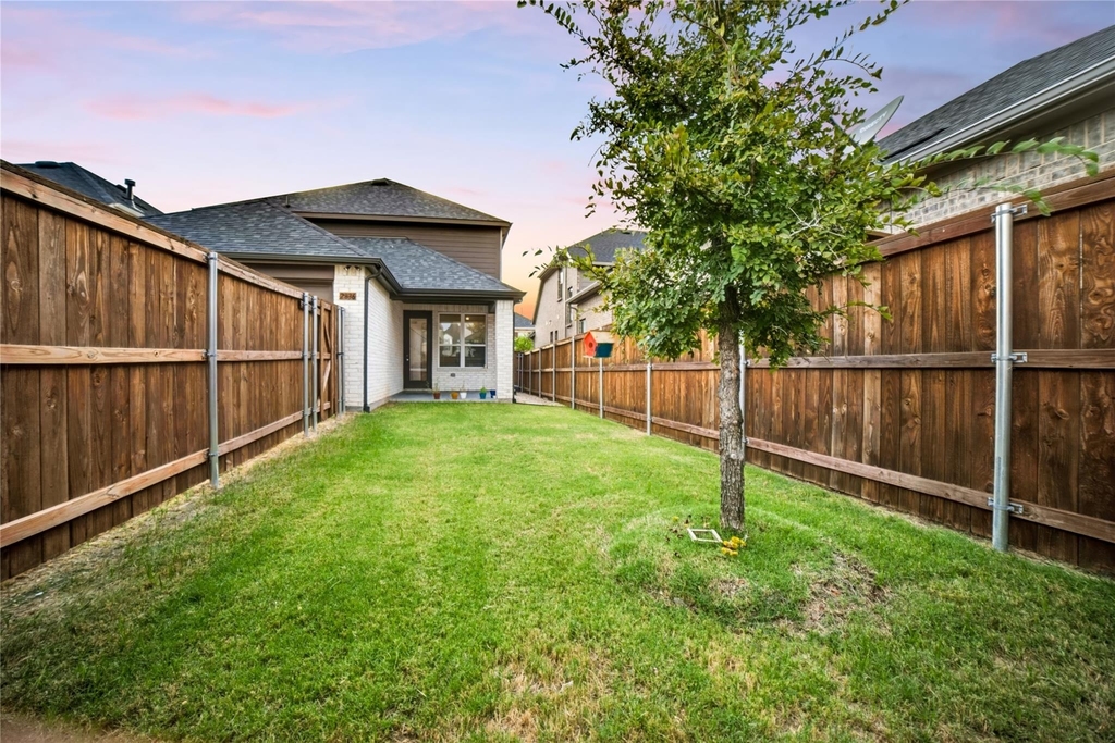 2836 Epping Way - Photo 37